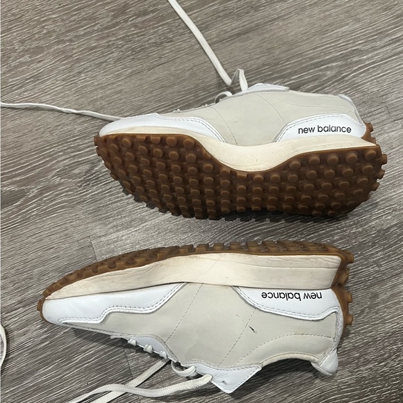 New Balance Women's 327 ‘Moonbeam Gum’ Classic Trainer Sneakers, 5.5 Medium US - Picture 8 of 8